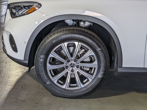 Certified 2026 Mercedes-Benz GLC 300 image 21
