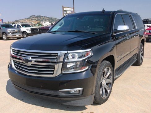 Used 2016 Chevrolet Suburban LTZ AWD/4WD image 2