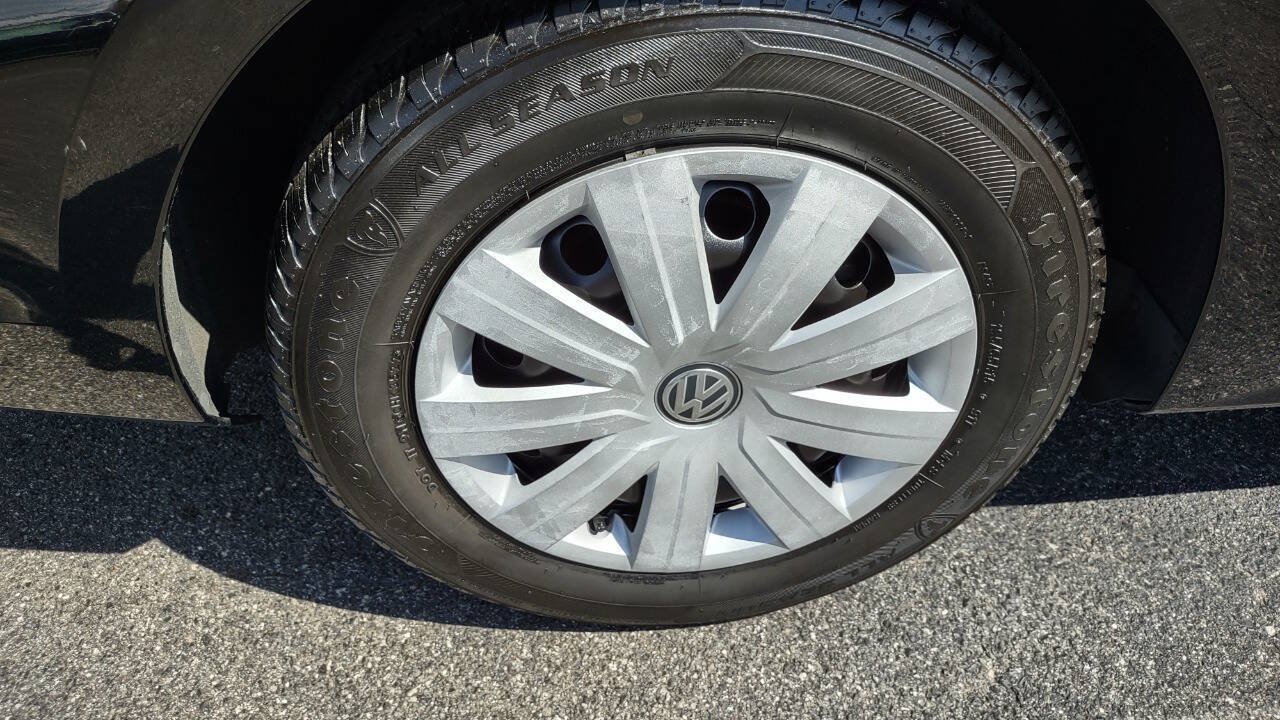 Used 2015 Volkswagen Jetta S FWD image 37