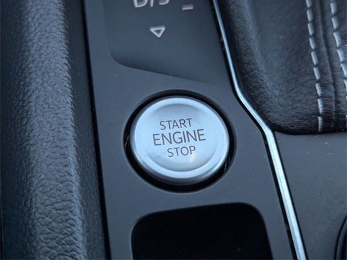 Used 2022 Volkswagen Atlas SEL image 30