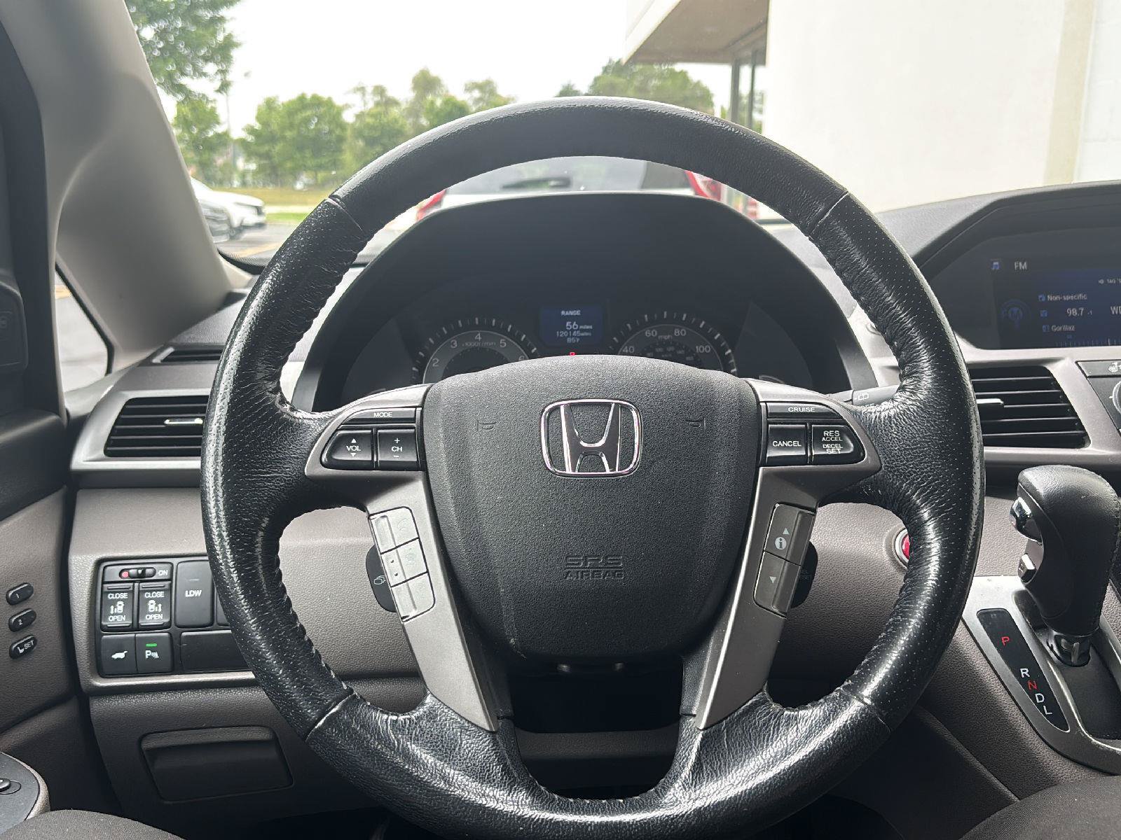 Used 2016 Honda Odyssey Touring Elite image 7