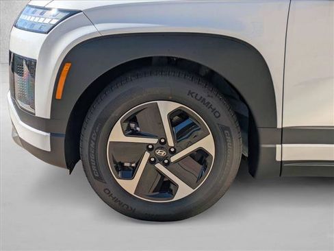 New 2026 Hyundai Ioniq 9 SE image 10