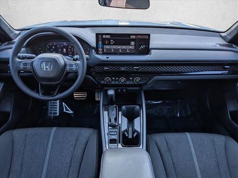 Used 2024 Honda Accord Sport image 18