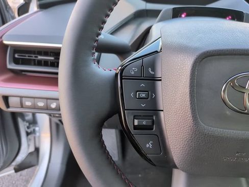 Used 2026 Toyota Prius Plug-In Hybrid FWD image 15