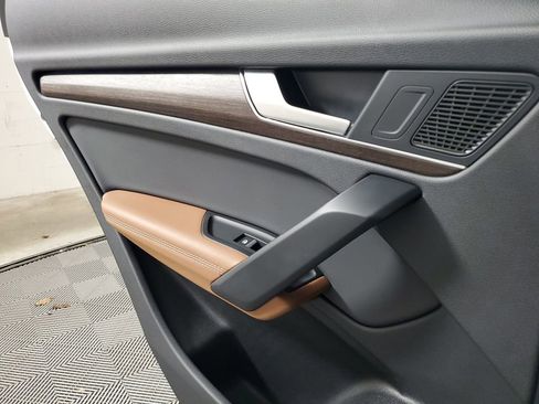 Used 2025 Audi Q5 2.0T Premium Plus image 18