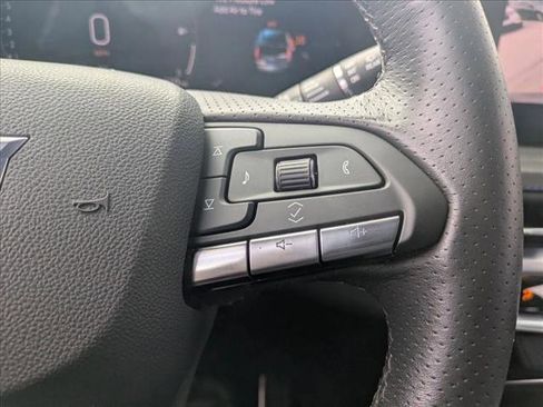 Used 2024 Cadillac XT4 Sport image 15