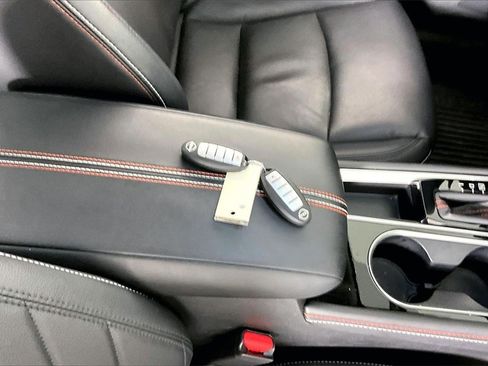 Used 2023 Nissan Altima 2.5 SR w/ SR Premium Package image 33