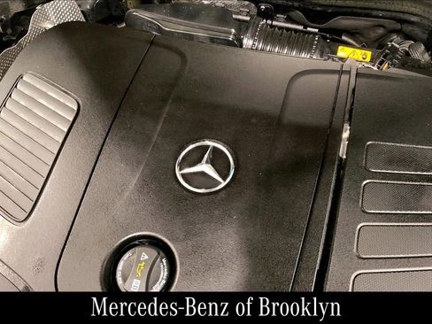 Used 2023 Mercedes-Benz GLC 300 4MATIC image 34