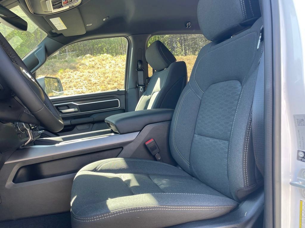 New 2026 RAM 1500 Big Horn AWD/4WD image 12