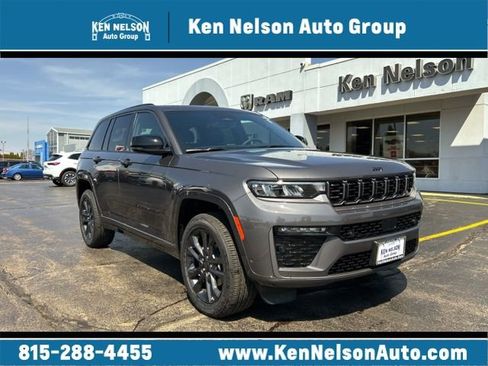 New 2026 Jeep Grand Cherokee Limited AWD/4WD image 1