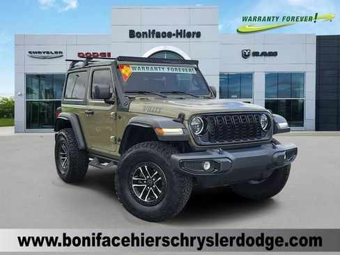 Used 2025 Jeep Wrangler Sport image 1