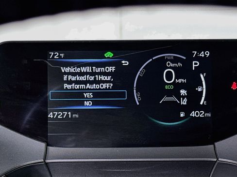 Used 2024 Toyota Prius LE FWD image 19