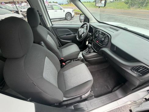 Used 2018 RAM ProMaster City SLT FWD image 11