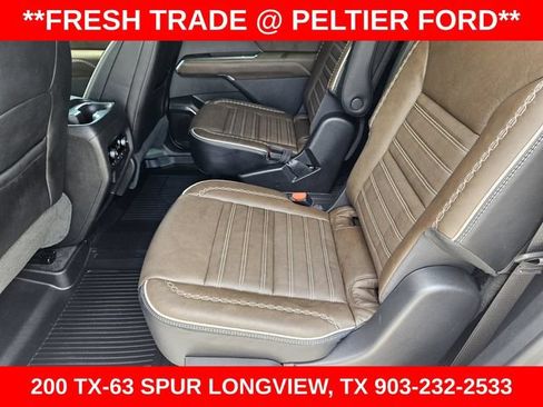 Used 2026 GMC Acadia Denali Ultimate w/ LPO, Floor Liner Package AWD/4WD image 21