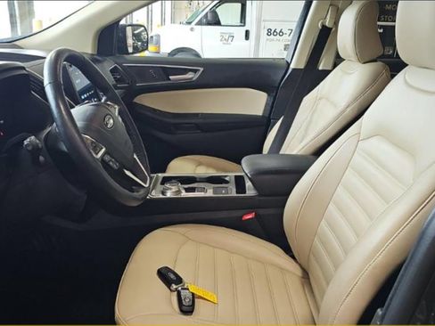 Certified 2023 Ford Edge SEL w/ Convenience Package AWD/4WD image 7