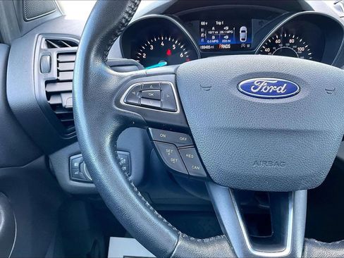 Used 2019 Ford Escape SEL AWD/4WD image 17