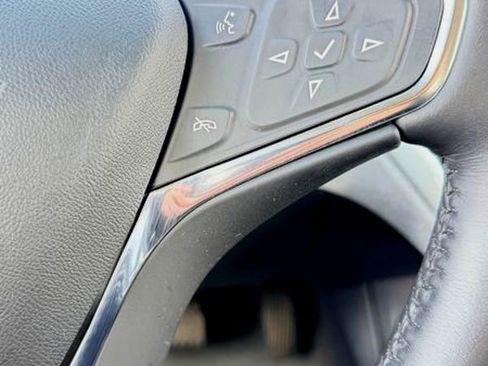 Used 2020 Chevrolet Bolt LT image 32