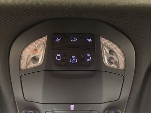 Used 2026 Chrysler Pacifica Limited w/ S Appearance Package image 15