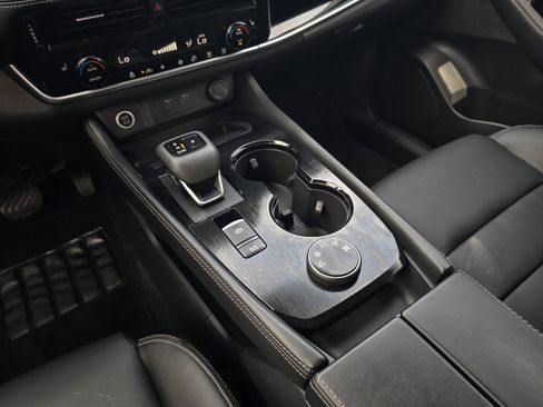 Certified 2023 Nissan Rogue SL AWD/4WD image 16