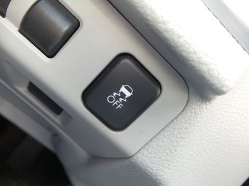 Used 2014 Subaru Forester 2.5i Premium w/ Popular Package #2 image 61