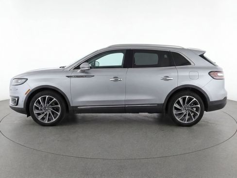 Used 2020 Lincoln Nautilus Reserve w/ Equipment Group 201A FWD image 6