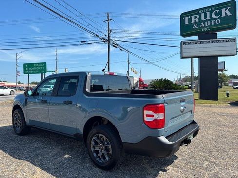 Used 2022 Ford Maverick XLT FWD image 3