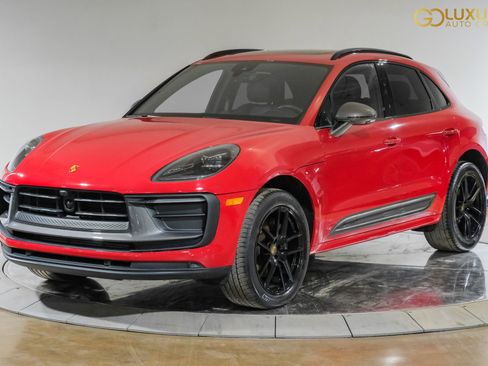 Used 2023 Porsche Macan Turbo AWD/4WD image 8