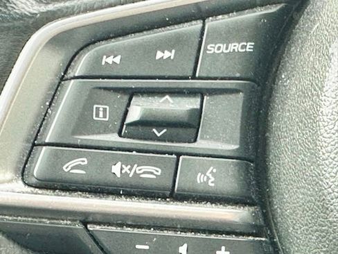 Used 2025 Subaru Legacy Limited AWD/4WD image 12