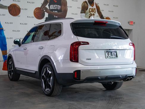 Used 2025 Kia Telluride S AWD/4WD image 23