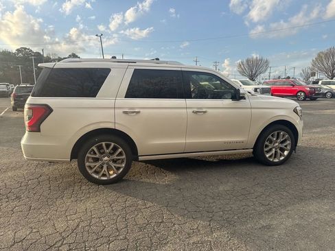 Used 2019 Ford Expedition Platinum image 8