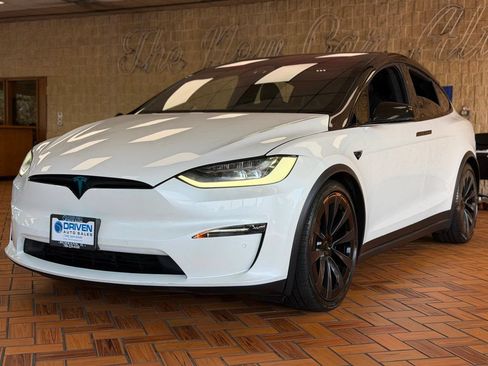 Used 2023 Tesla Model X AWD/4WD image 6