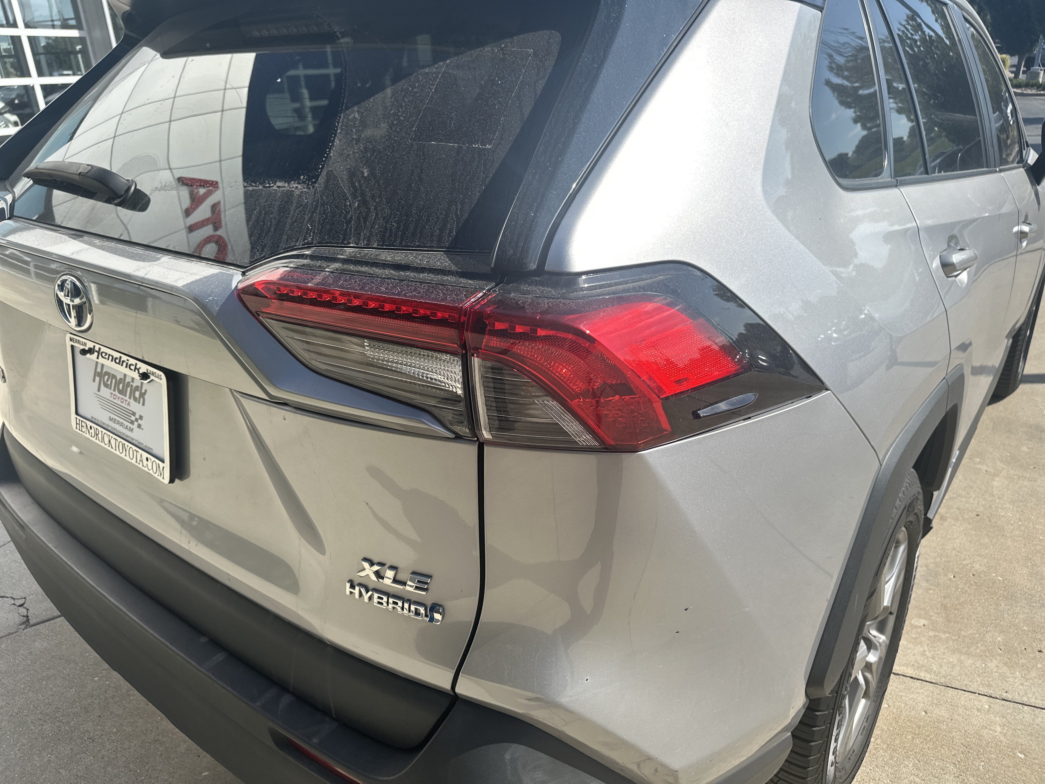Used 2022 Toyota RAV4 XLE w/ Convenience Package AWD/4WD image 12