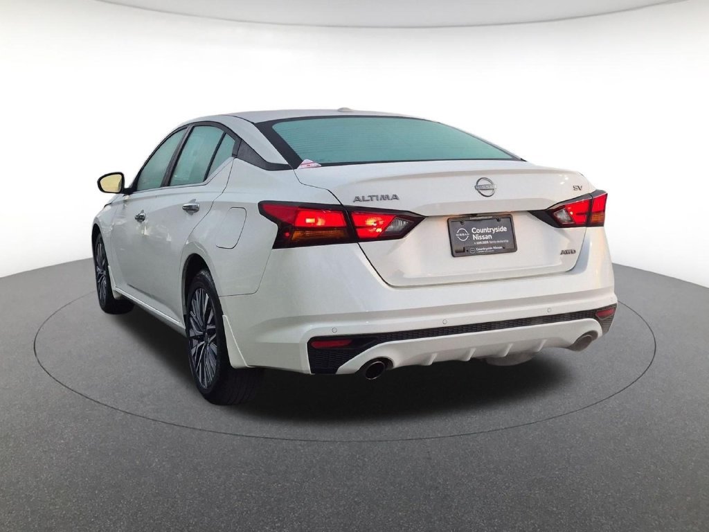 Used 2024 Nissan Altima 2.5 SV w/ SV Premium Package AWD/4WD image 7