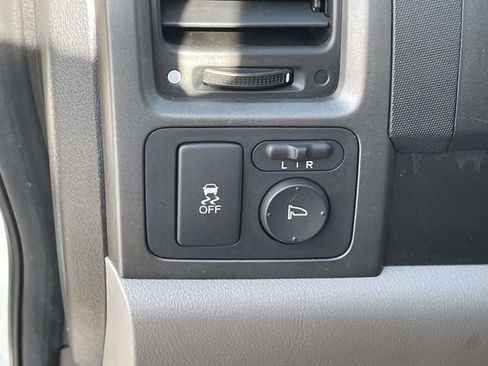 Used 2011 Honda CR-V SE image 18