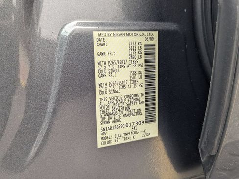 Used 2009 Nissan Pathfinder SE AWD/4WD image 30
