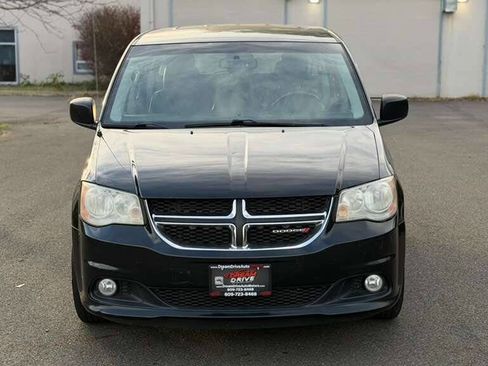 Used 2015 Dodge Grand Caravan American Value Package w/ UConnect Hands-Free Group image 10