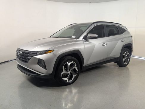 Used 2023 Hyundai Tucson SEL w/ Convenience Package AWD/4WD image 3