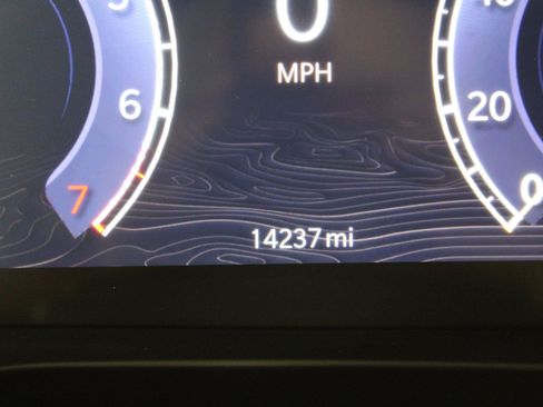 Used 2024 Jeep Grand Cherokee L Summit w/ Advanced Protech Group IV image 19