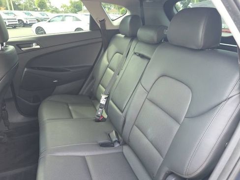 Used 2019 Hyundai Tucson Ultimate w/ Cargo Package FWD image 8