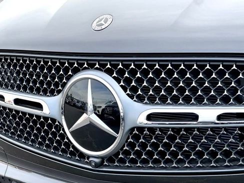 New 2026 Mercedes-Benz GLC 300 4MATIC image 3