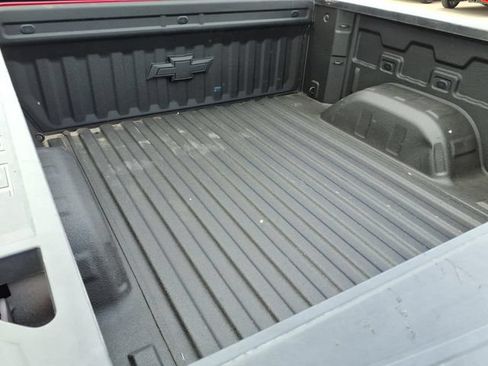 Certified 2021 Chevrolet Silverado 1500 LT AWD/4WD image 7