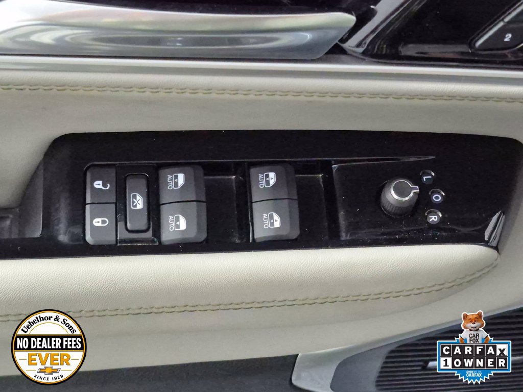 Used 2023 Jeep Wagoneer Series III w/ Preferred Equipment Group AWD/4WD image 16