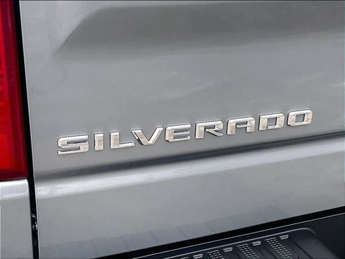 Used 2023 Chevrolet Silverado 1500 LT image 28