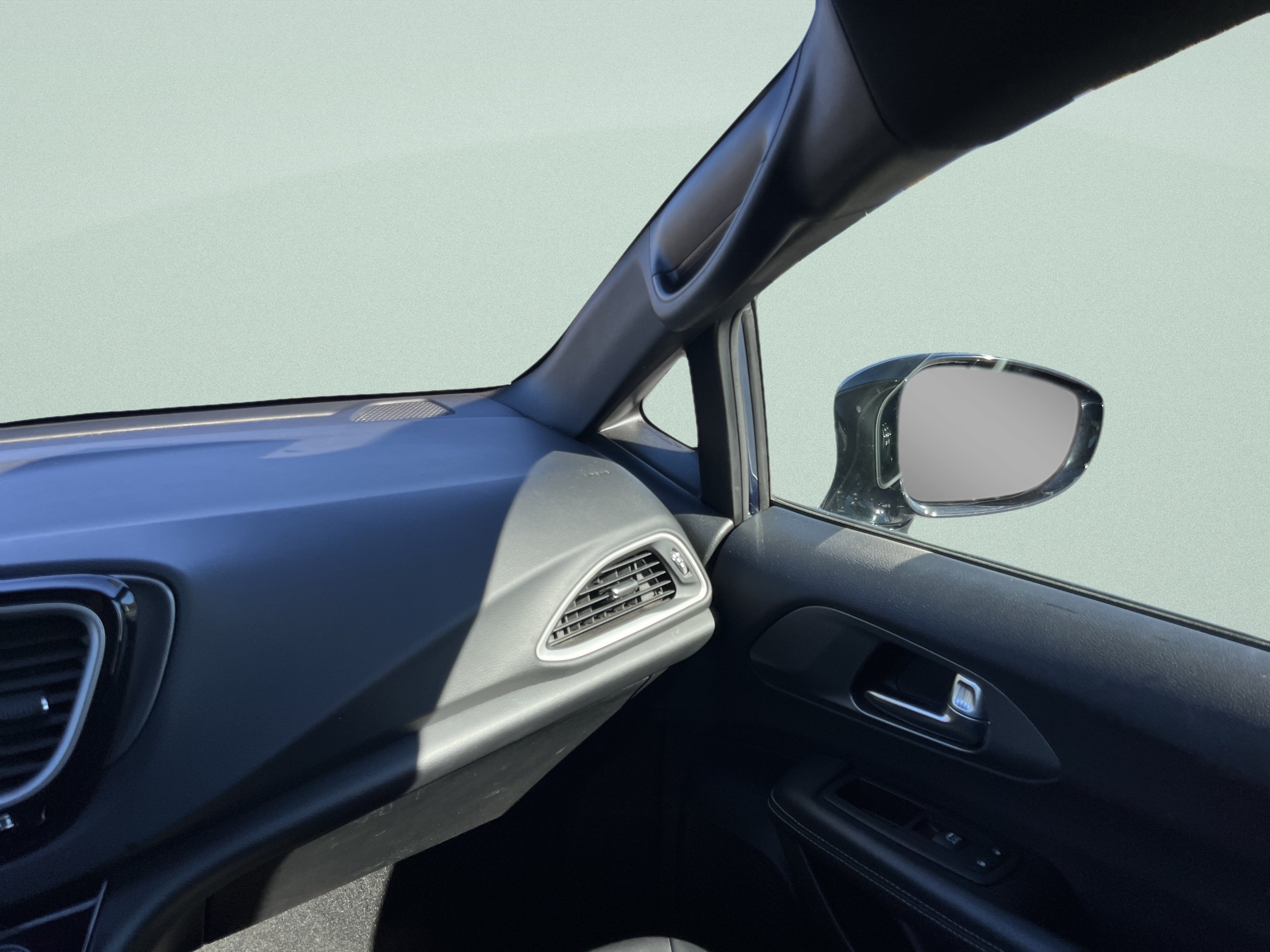Used 2025 Chrysler Pacifica Select FWD image 27