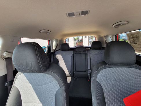 Used 2017 Kia Soul + FWD image 21