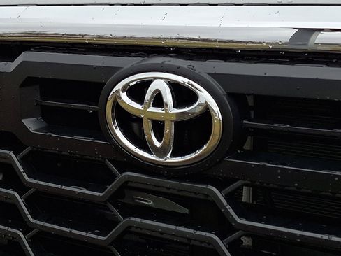 New 2026 Toyota Tundra SR5 image 16