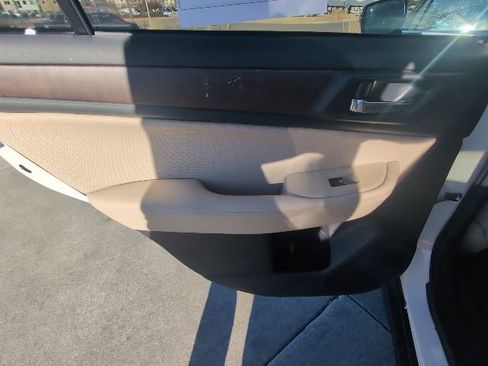 Used 2017 Subaru Outback 2.5i Limited image 27