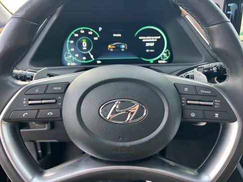 Used 2023 Hyundai Sonata Limited image 23