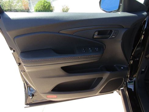 Used 2024 Honda Ridgeline TrailSport image 13