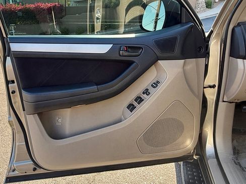 Used 2006 Toyota 4Runner Sport image 27